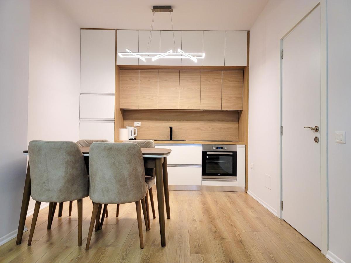 Urban Nest On Boulevard Тирана Екстер'єр фото