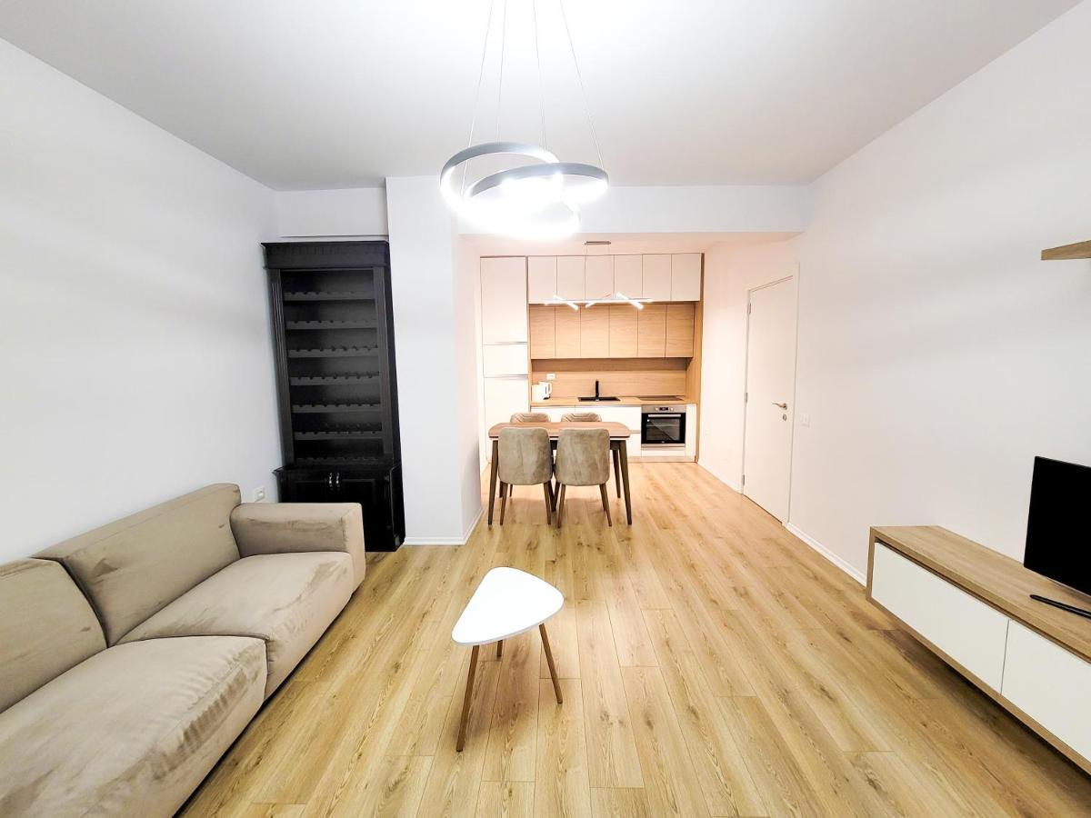 Urban Nest On Boulevard Тирана Екстер'єр фото